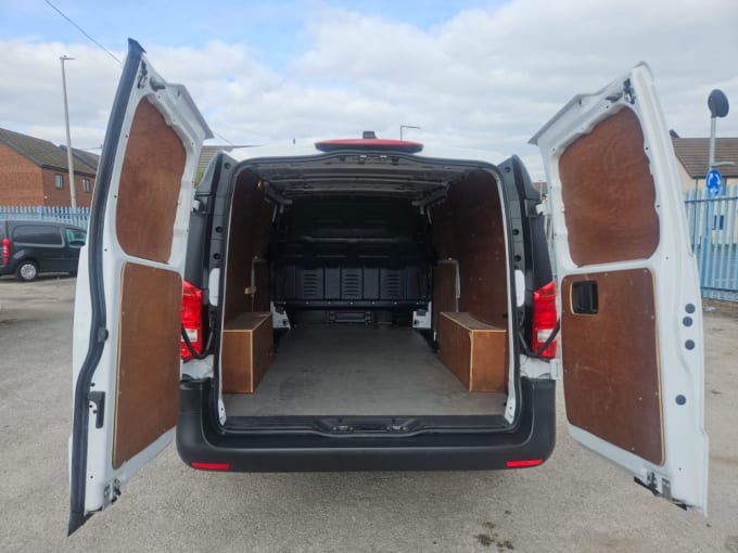 2025 Mercedes-benz Vito