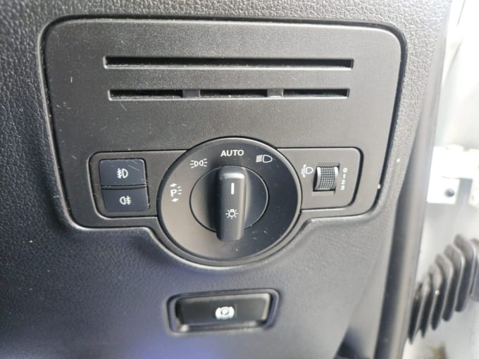 2025 Mercedes-benz Vito