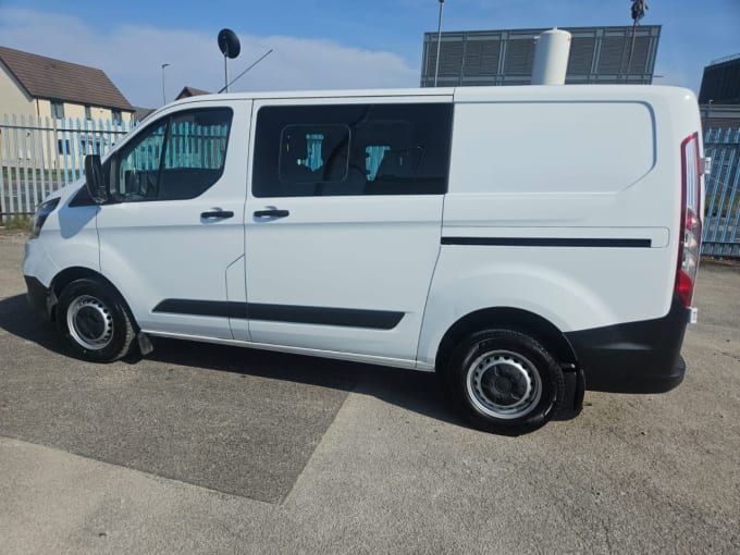 2025 Ford Transit Custom