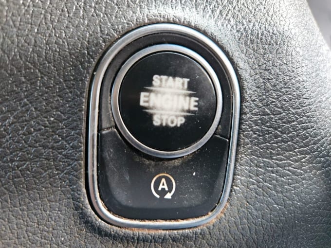 2025 Mercedes-benz Sprinter