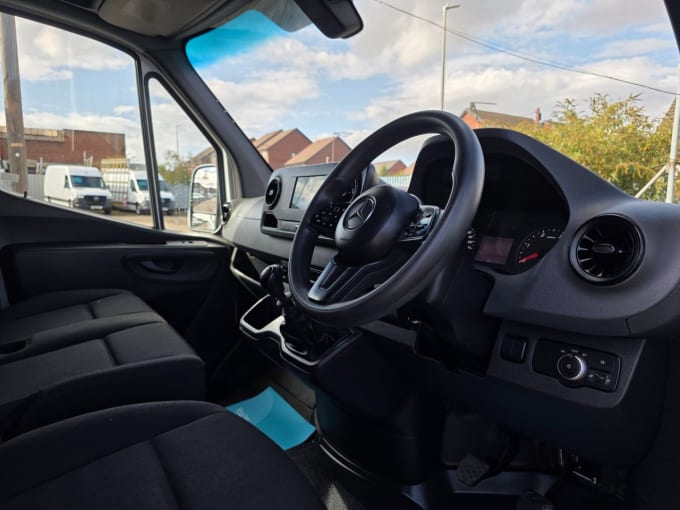 2025 Mercedes-benz Sprinter
