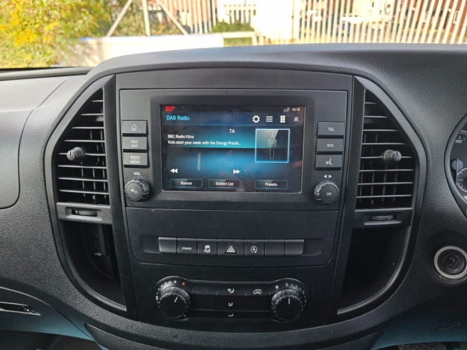 2025 Mercedes-benz Vito