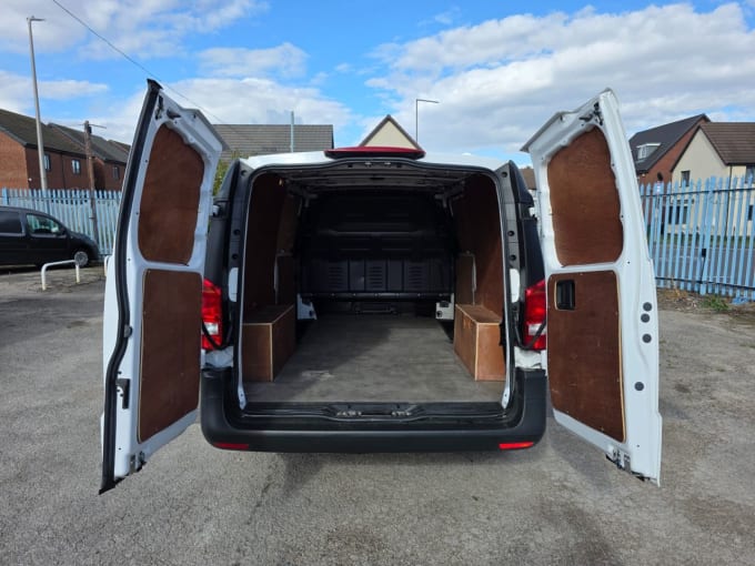 2025 Mercedes-benz Vito