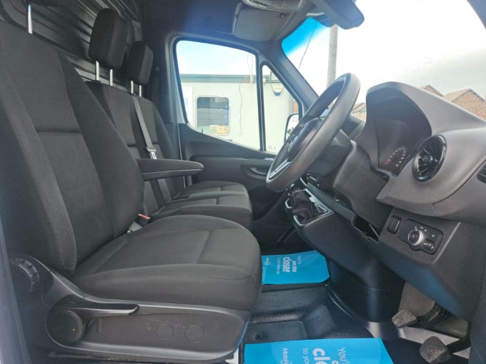 2025 Mercedes-benz Sprinter