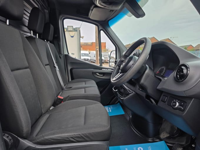 2025 Mercedes-benz Sprinter