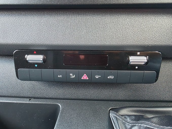 2025 Mercedes-benz Sprinter