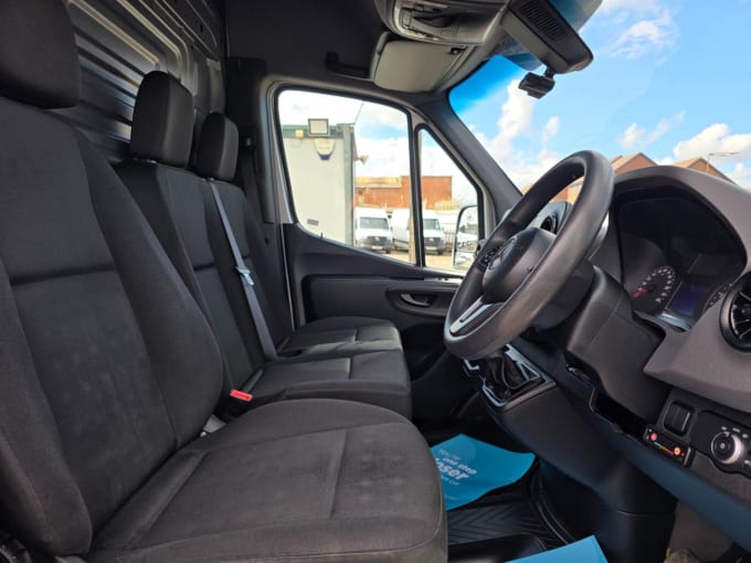 2025 Mercedes-benz Sprinter