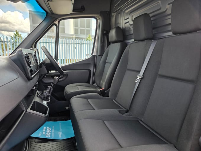 2025 Mercedes-benz Sprinter