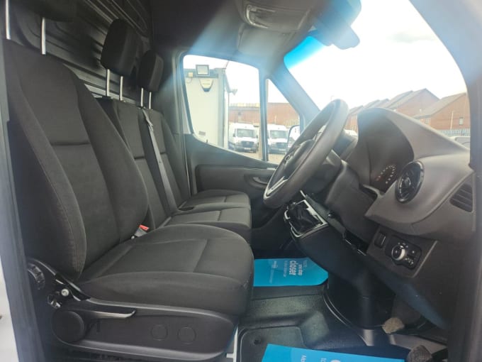 2025 Mercedes-benz Sprinter