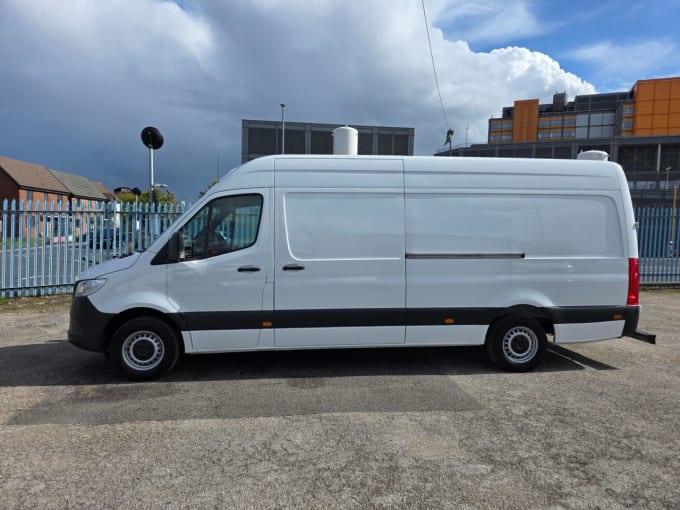 2025 Mercedes-benz Sprinter