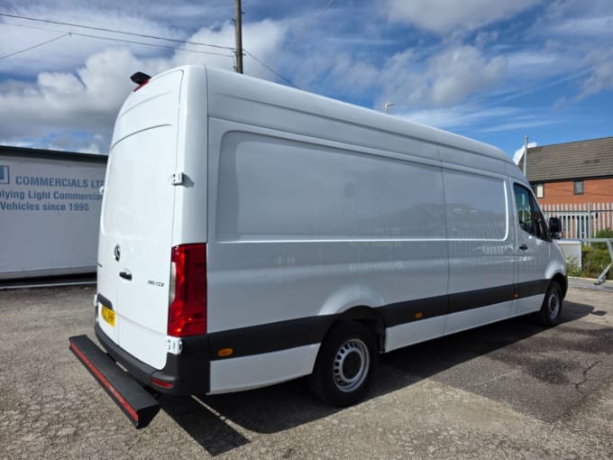 2025 Mercedes-benz Sprinter
