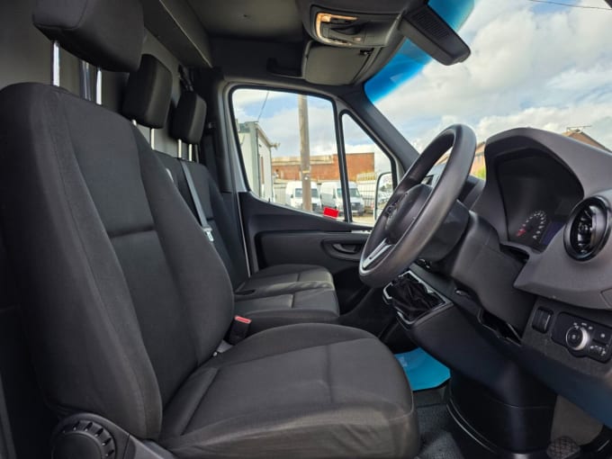 2025 Mercedes-benz Sprinter