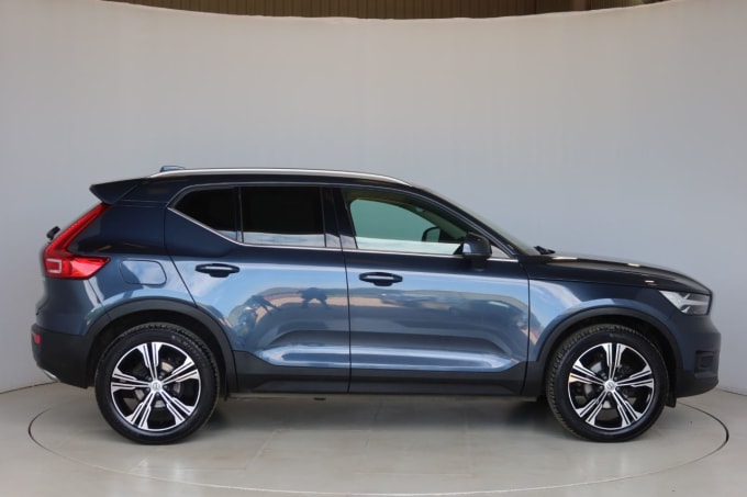 2024 Volvo Xc40