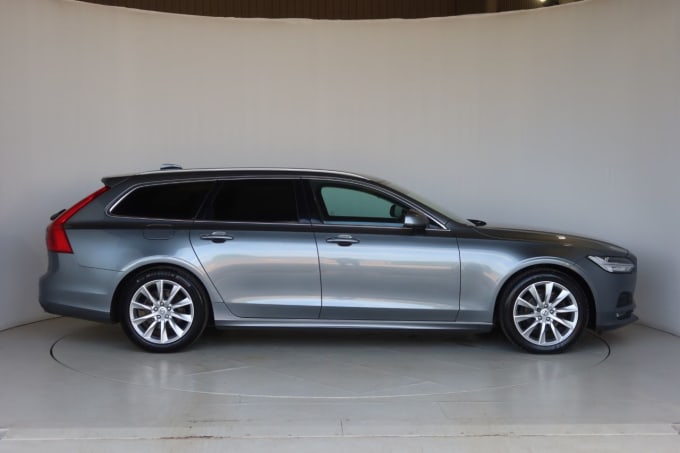 2024 Volvo V90