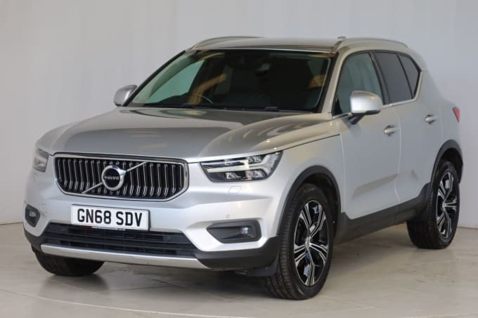 2024 Volvo Xc40