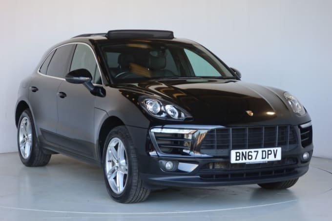 2017 Porsche Macan