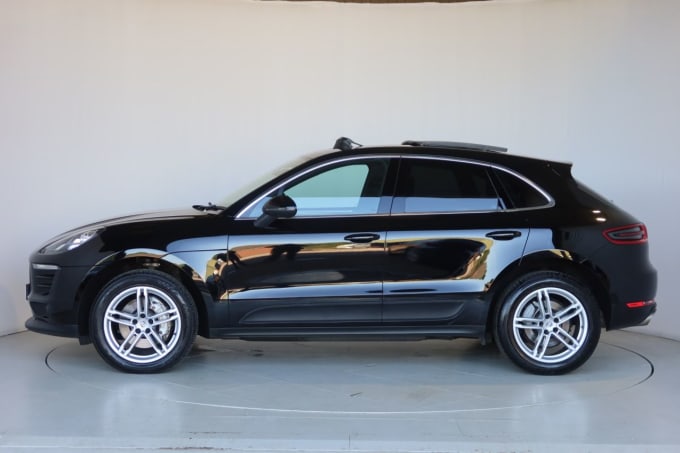 2017 Porsche Macan