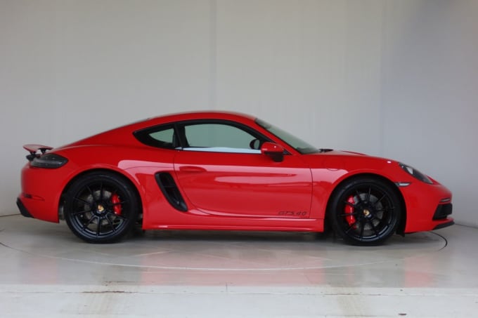 2025 Porsche 718 Cayman