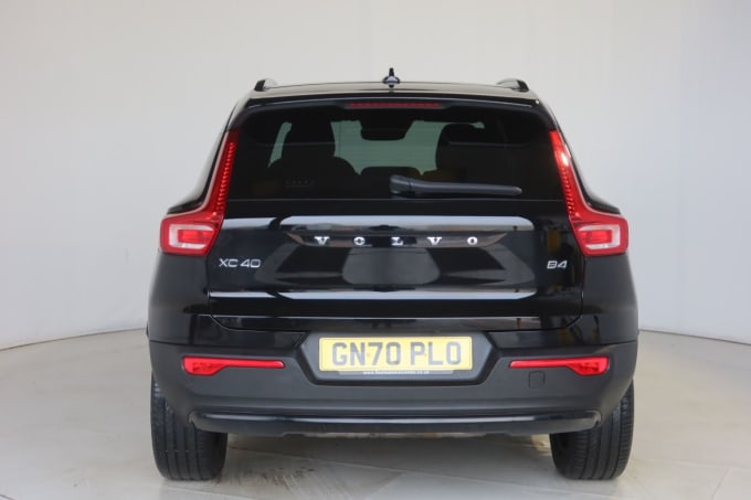 2025 Volvo Xc40