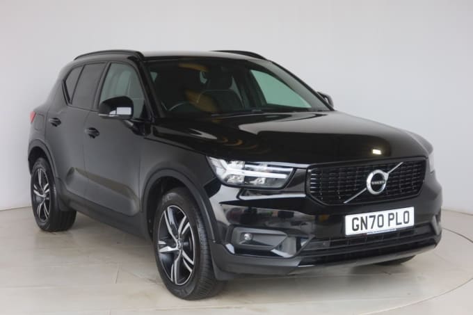 2025 Volvo Xc40