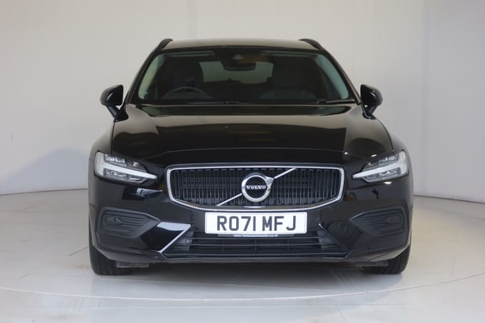 2025 Volvo V60