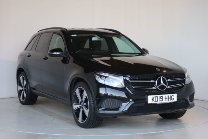 2025 Mercedes-benz Glc