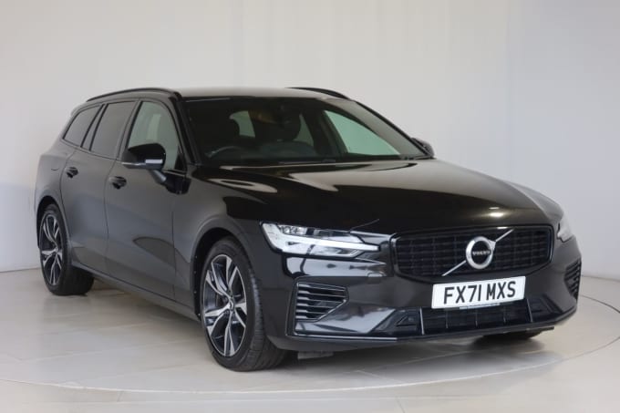 2025 Volvo V60