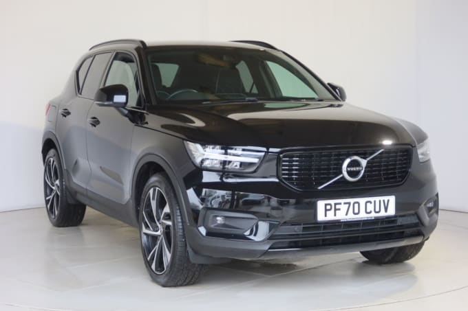 2025 Volvo Xc40