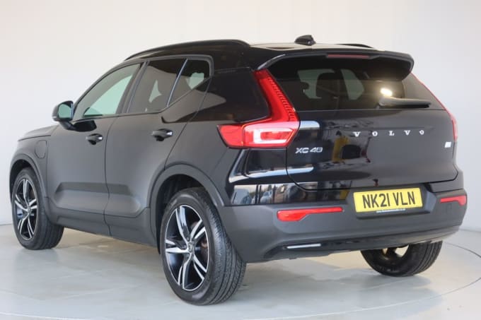 2025 Volvo Xc40