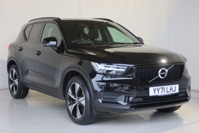 2025 Volvo Xc40