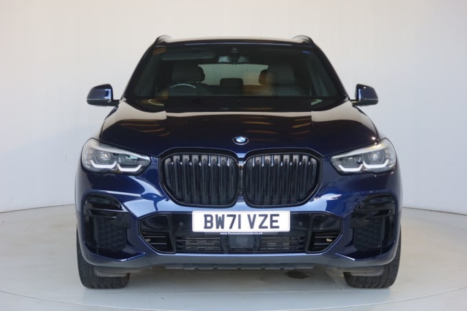 2025 BMW X5