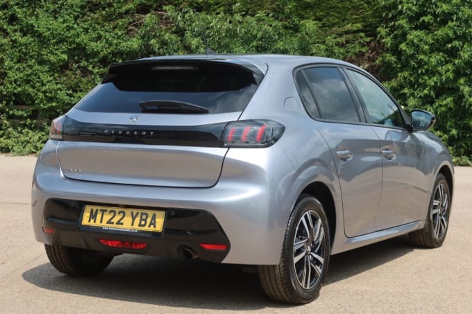 2025 Peugeot 208