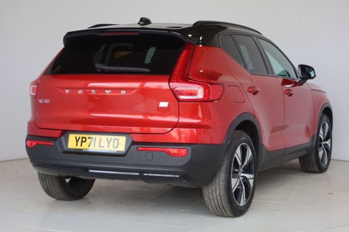 2025 Volvo Xc40