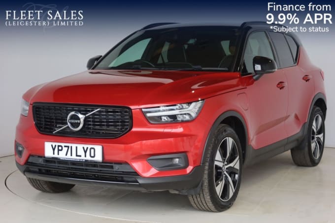 2025 Volvo Xc40