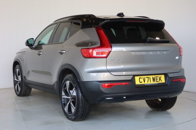 2025 Volvo Xc40