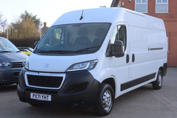 2025 Peugeot Boxer