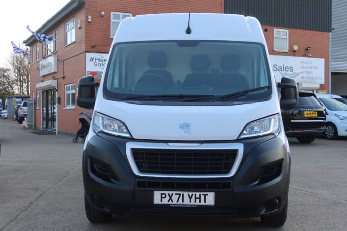 2025 Peugeot Boxer