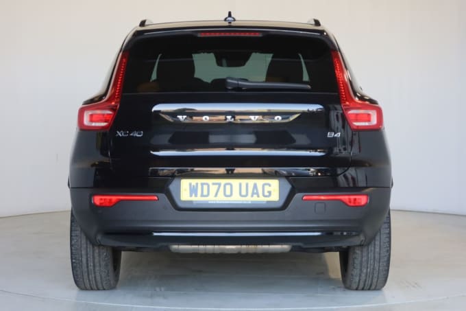 2025 Volvo Xc40