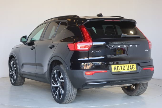 2025 Volvo Xc40