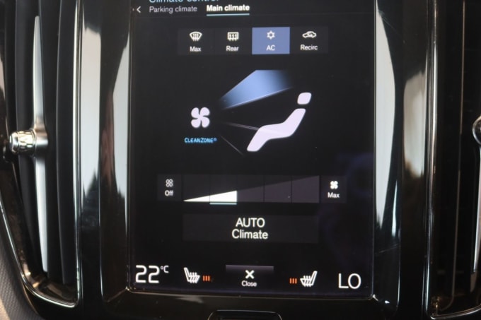 2025 Volvo Xc60