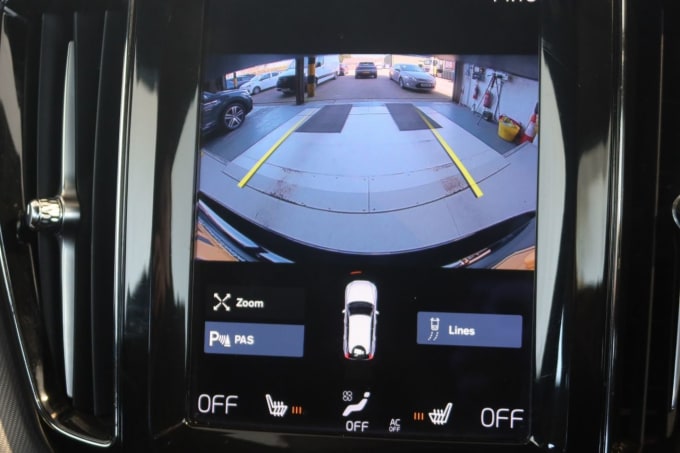 2025 Volvo Xc60