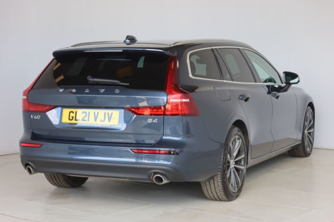 2025 Volvo V60