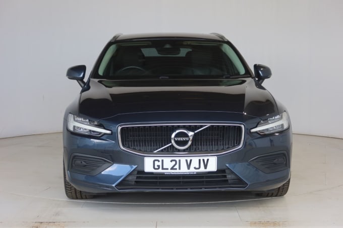 2025 Volvo V60