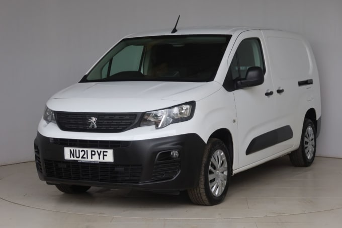 2025 Peugeot Partner