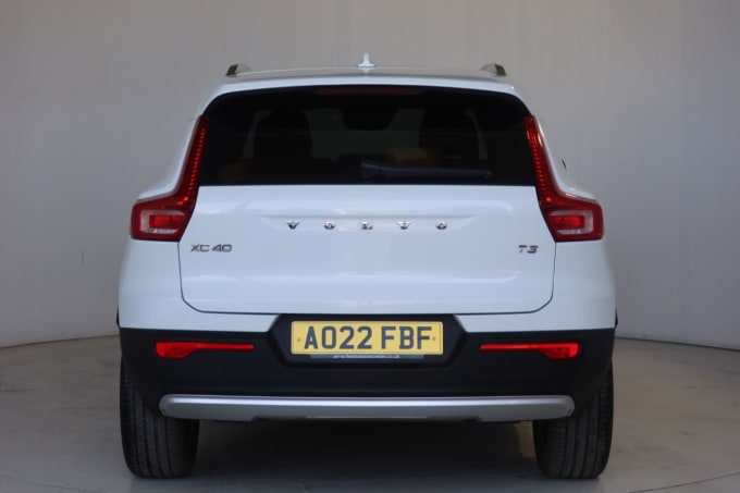 2025 Volvo Xc40