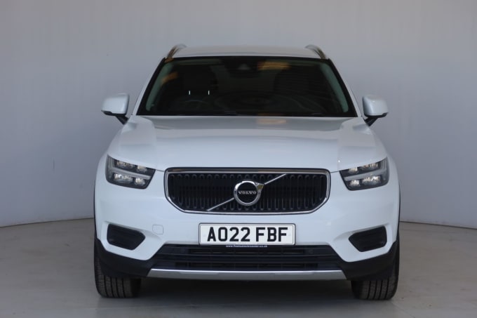 2025 Volvo Xc40