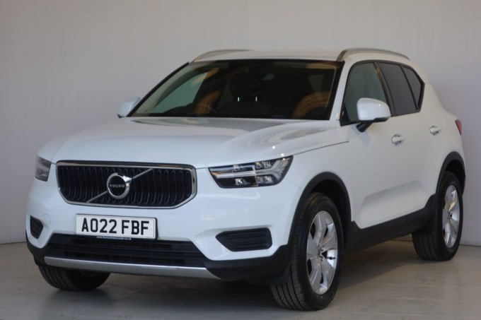 2025 Volvo Xc40