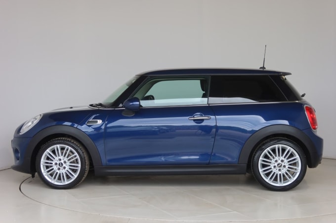 2025 Mini Hatch