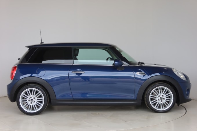 2025 Mini Hatch