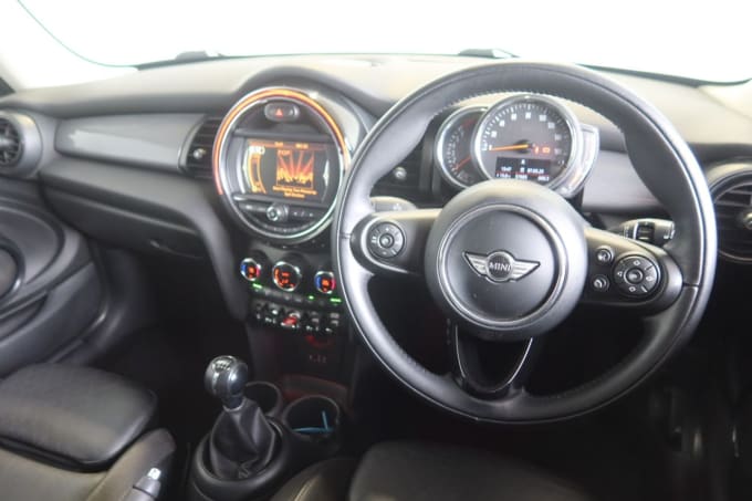 2025 Mini Hatch
